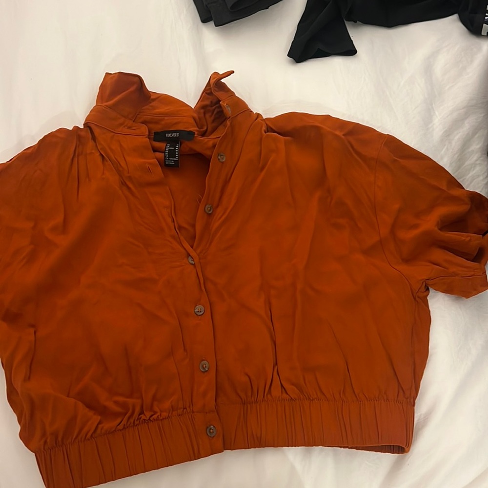 Burnt orange cropped button up